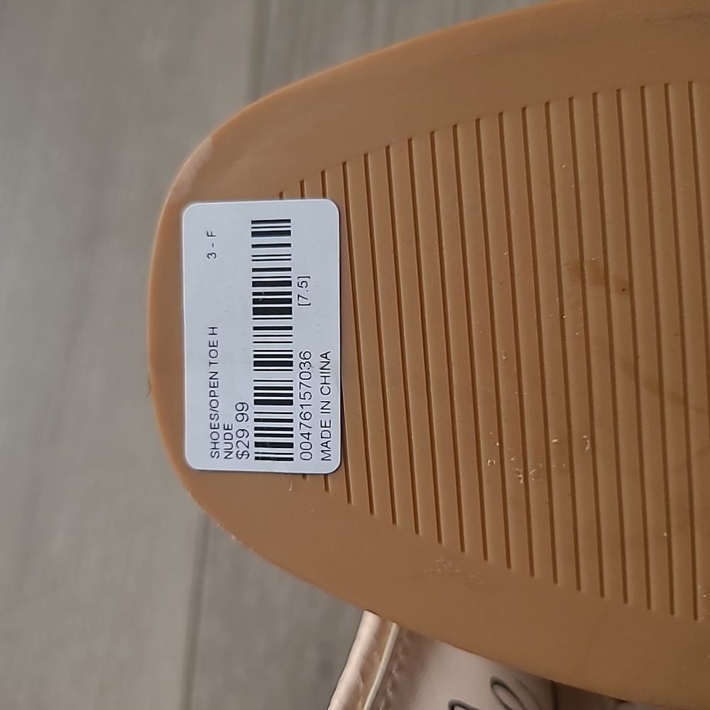 So Me Textured Cream-Nude Platform Heels - Picture 7 of 7